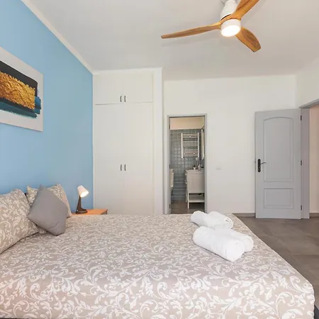 Casa Laranjeiras - *